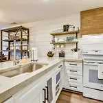Edgewater Villas #2108 - 2 Bedroom 2Bath Sleeps 8, Free Gas Card & Free Fun! Condo