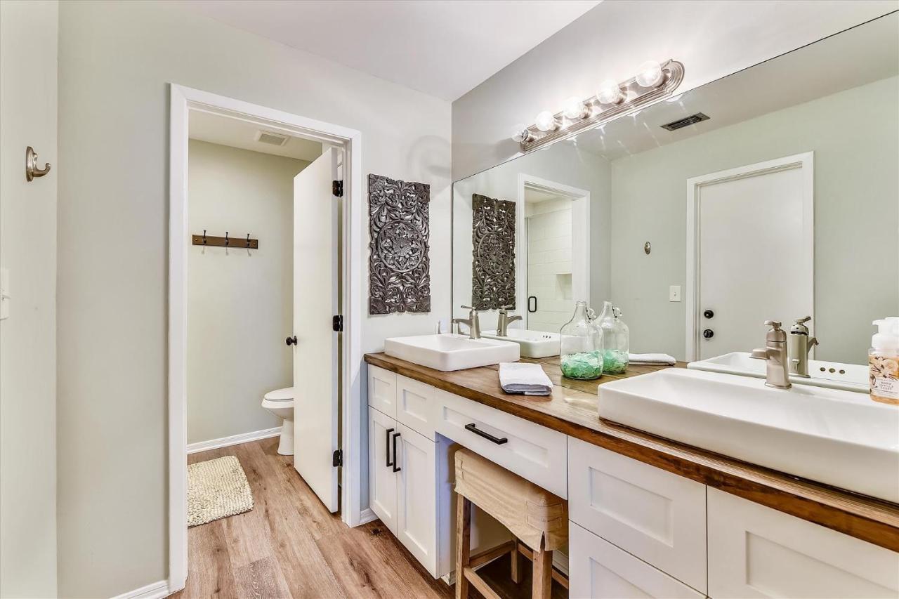 Edgewater #2108 - 2 Bedroom 2bath Sleeps 8, Free Gas Card & Free Fun! Panama City Beach