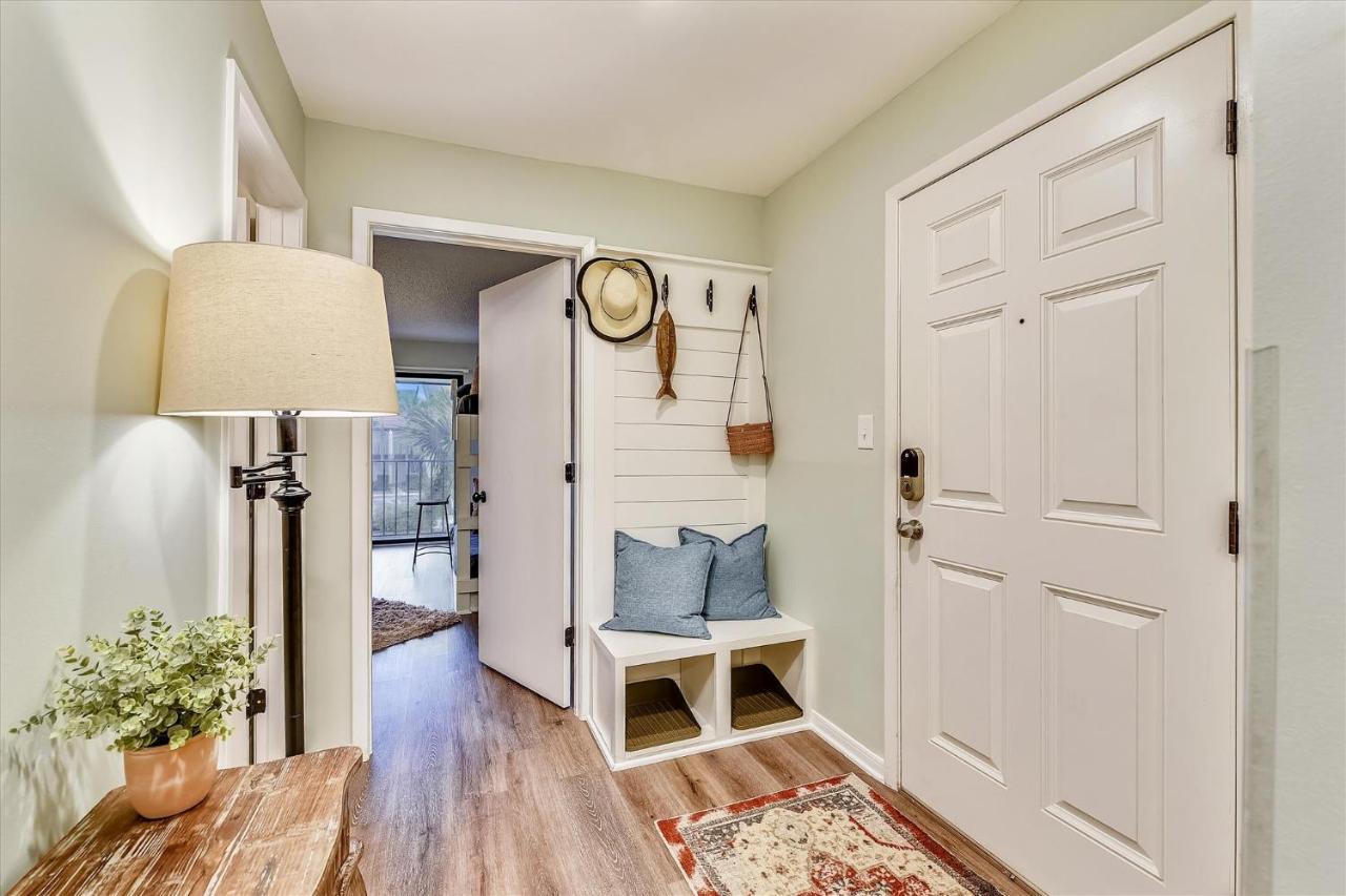 Edgewater #2108 - 2 Bedroom 2bath Sleeps 8, Free Gas Card & Free Fun! Apartment